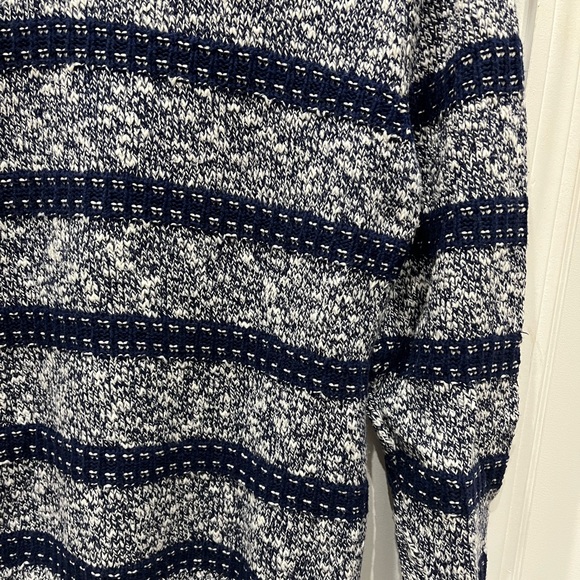 LL BEAN Knit Striped Sweater - Picture 4 of 5